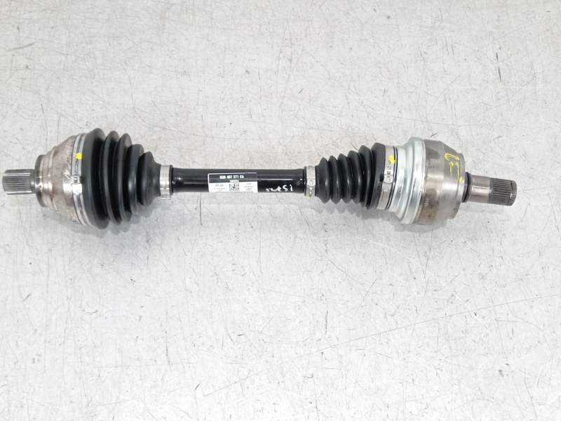 TRANSMISION DELANTERA IZQUIERDA 5Q0407271EA 
