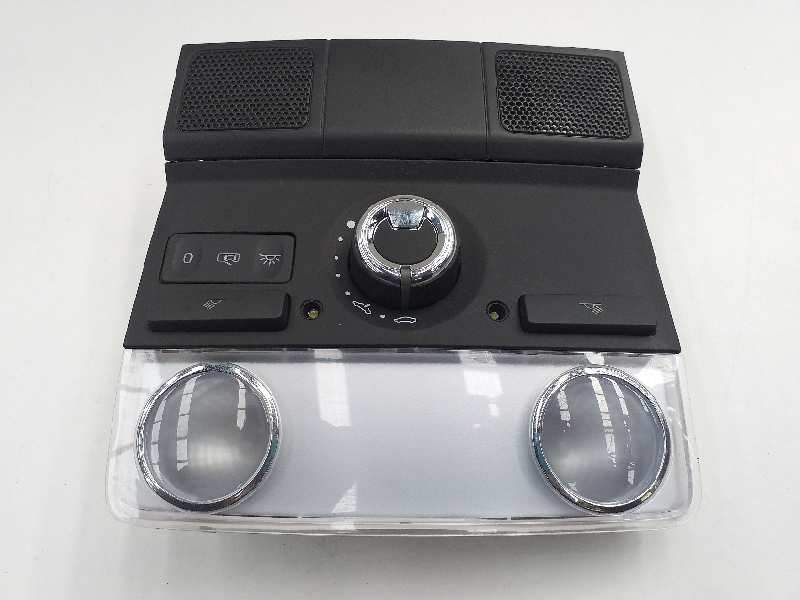 LUZ INTERIOR 5E0947105E 