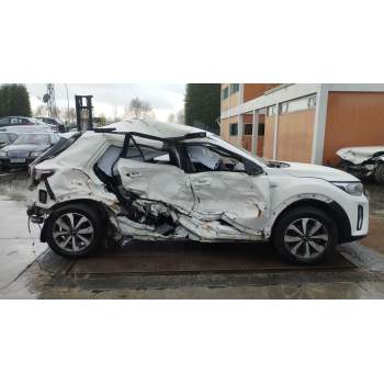 KIA STONIC (YB)