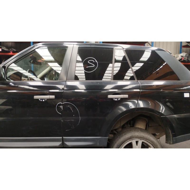 Recambio de puerta trasera izquierda para land rover range rover sport v6 td hse referencia OEM IAM   