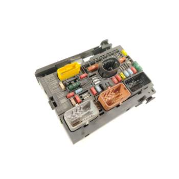 CAJA RELES / FUSIBLES 9664706280 BSMR0500 