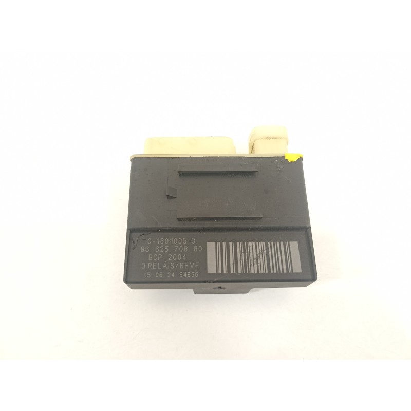 Recambio de caja precalentamiento para citroen ds5 style referencia OEM IAM 9662570880  