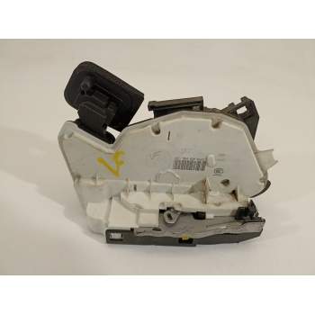 CERRADURA PUERTA TRASERA DERECHA 5K4839016Q 