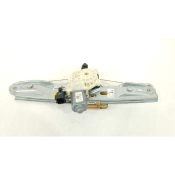 ELEVALUNAS TRASERO DERECHO BM51A27000BD 