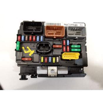 CAJA RELES / FUSIBLES 9667199680 