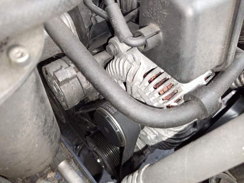 ALTERNADOR 021903026L 