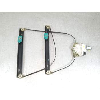ELEVALUNAS DELANTERO DERECHO 4F0837462 