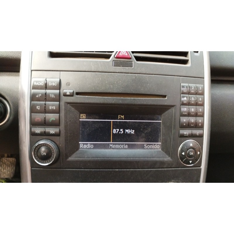 Recambio de sistema audio / radio cd para mercedes clase a (w169) a 180 cdi a-edition referencia OEM IAM   
