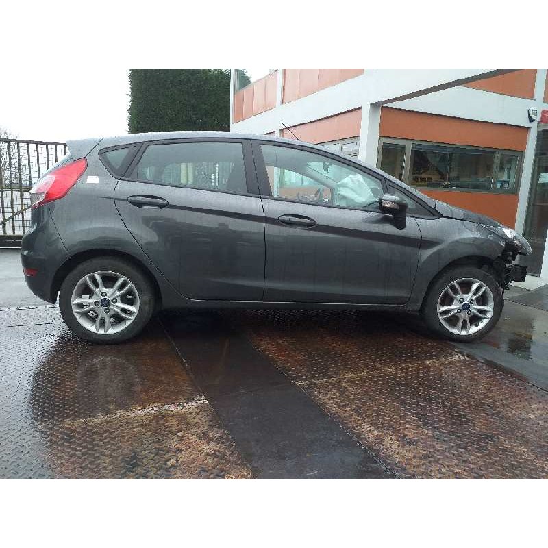 ford fiesta (ccn) del año 2016