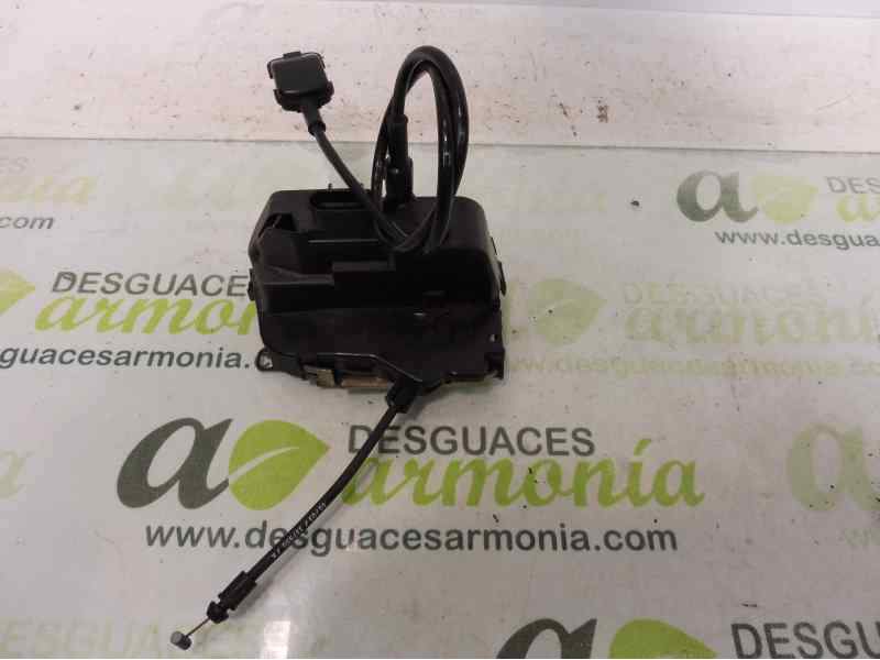 CERRADURA PUERTA TRASERA DERECHA 250060FIV623 