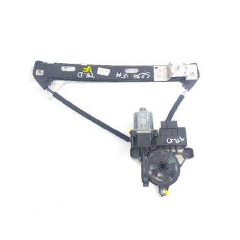 ELEVALUNAS TRASERO DERECHO 2G6839462C 5Q959408 0130822694