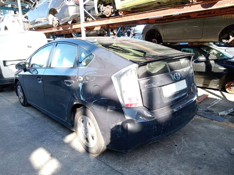 toyota prius (_w3_) del año 2010