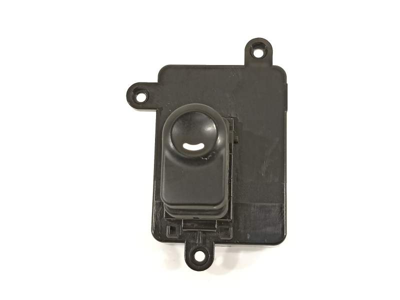 MANDO ELEVALUNAS DELANTERO DERECHO 935752L011 