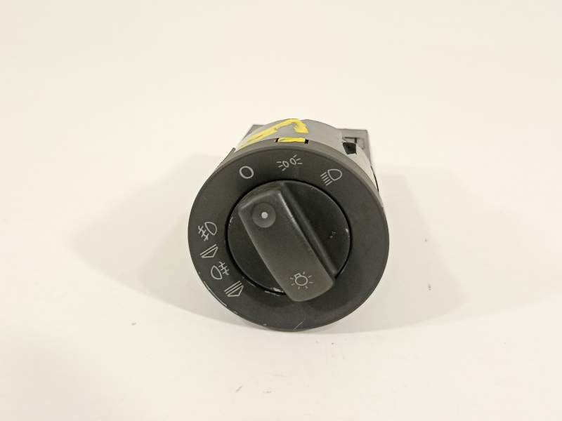 MANDO LUCES 8E0941531C 