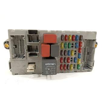 CAJA RELES / FUSIBLES 46552681CPL 46812228NPL 