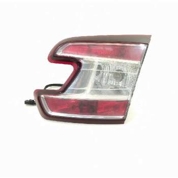PILOTO TRASERO DERECHO EN PORTON 265500027R 