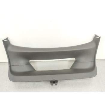 GUARNECIDO PORTON TRASERO 20979887 