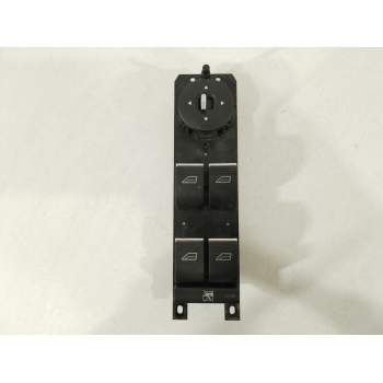 MANDO ELEVALUNAS DELANTERO IZQUIERDO AM5T14A132CA 
