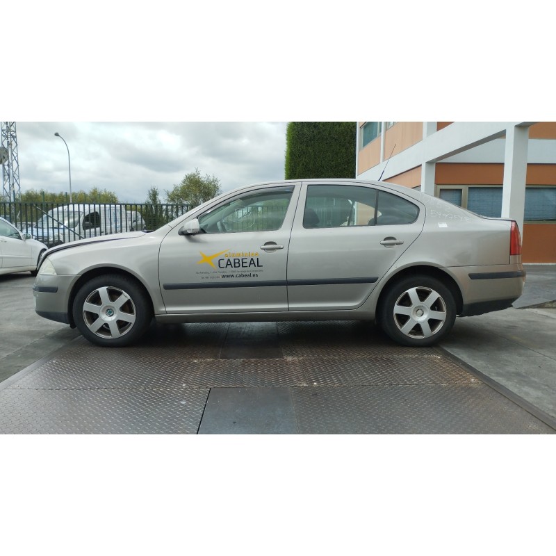 skoda octavia berlina (1z3) del año 2008