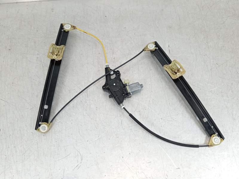 ELEVALUNAS DELANTERO DERECHO 8W0837462 8W0959802