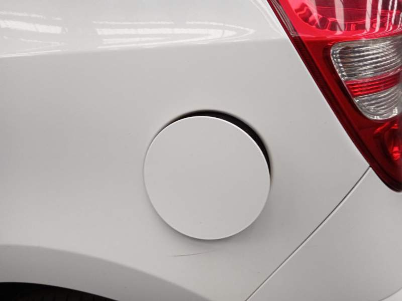 TAPA EXTERIOR COMBUSTIBLE 