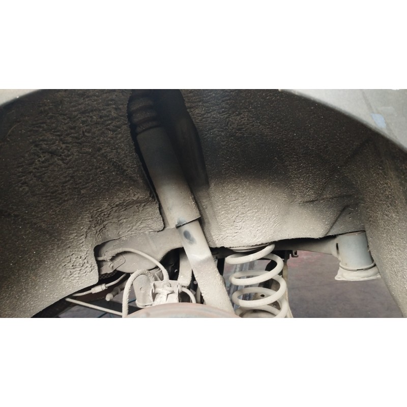 Recambio de amortiguador trasero izquierdo para volkswagen passat berlina (3c2) advance plus referencia OEM IAM   