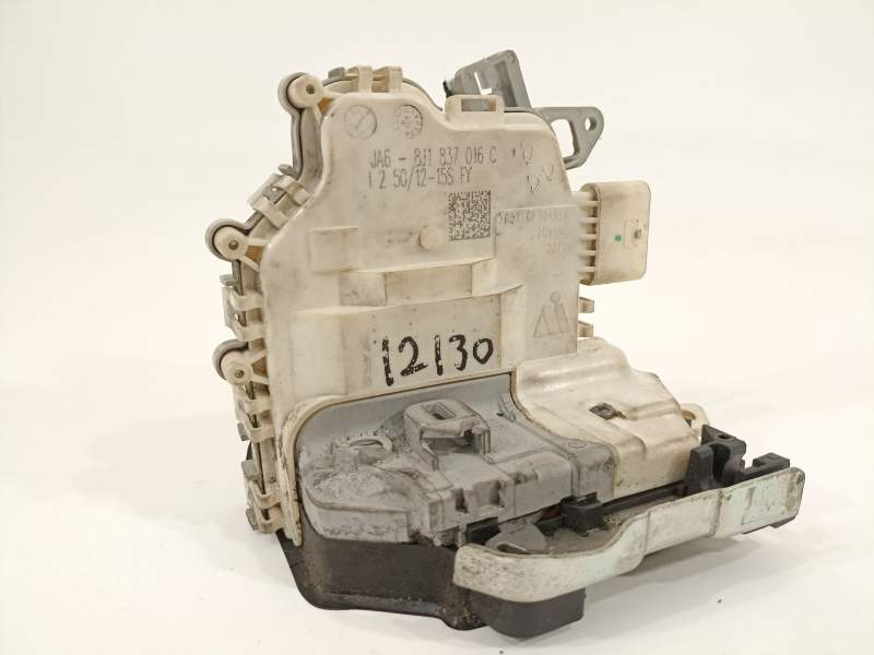 CERRADURA PUERTA DELANTERA DERECHA 8J1837016C 