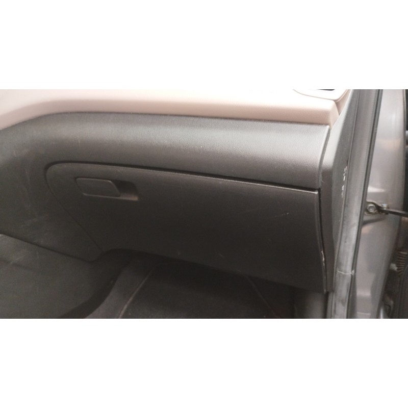 Recambio de guantera para hyundai i20 classic referencia OEM IAM   