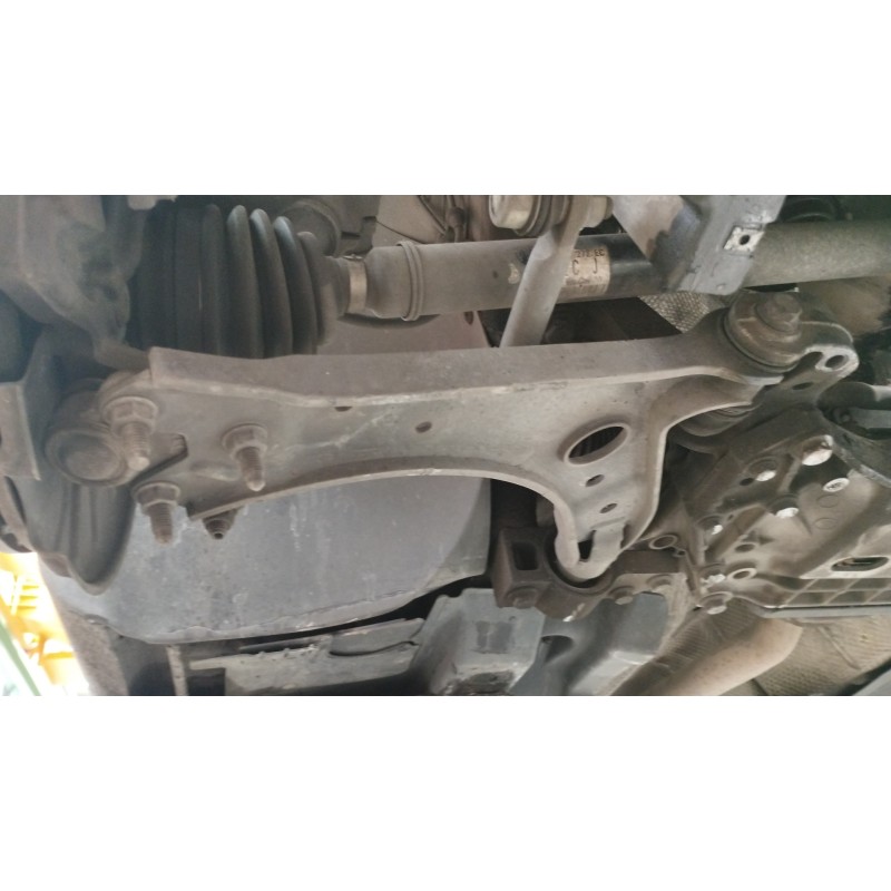 Recambio de brazo suspension inferior delantero derecho para volkswagen jetta (1k2) advance referencia OEM IAM   