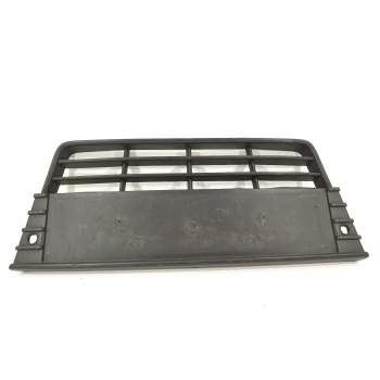 REJILLA PARAGOLPES CENTRAL BM5117K945B 