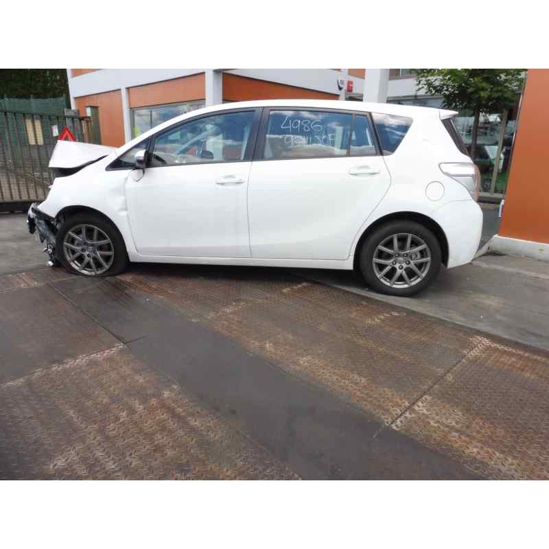 toyota verso del año 2015