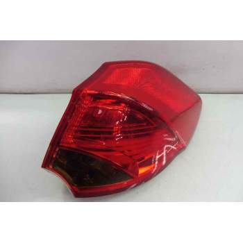 PILOTO TRASERO DERECHO 92402A2020 