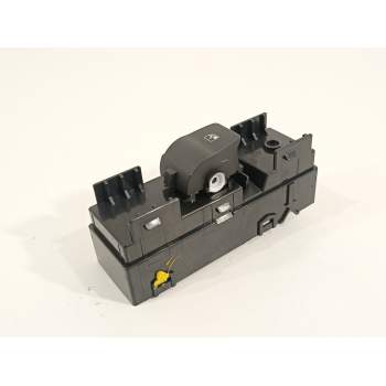 MANDO ELEVALUNAS TRASERO IZQUIERDO 93581G3010 