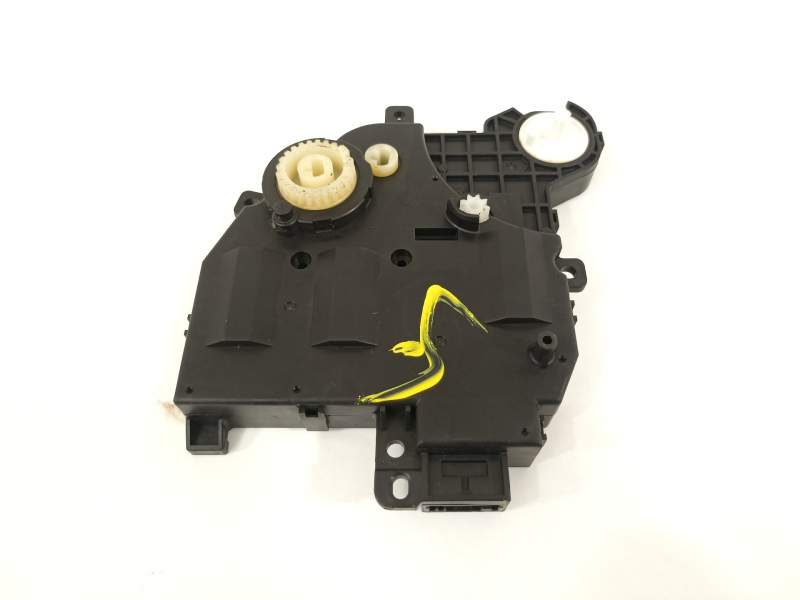 MOTOR APERTURA TRAMPILLAS CLIMATIZADOR 0638009004 