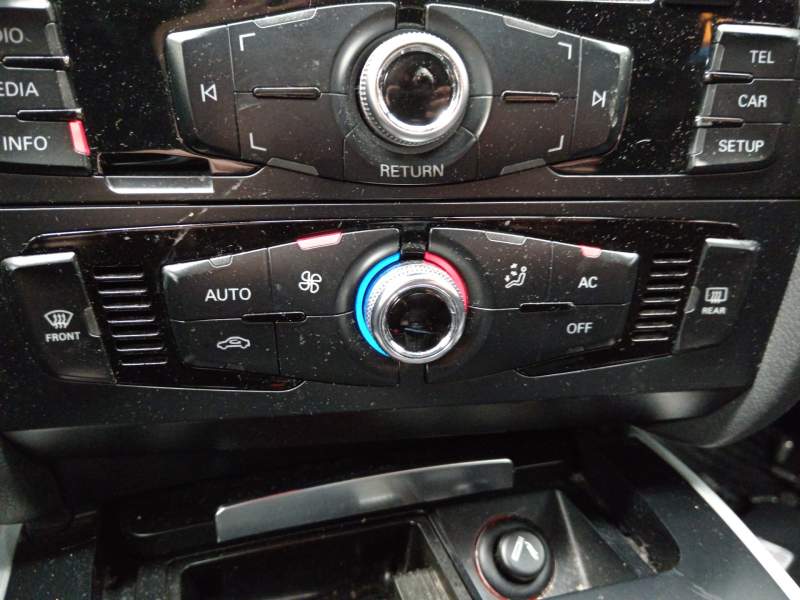MANDO CLIMATIZADOR 8K1820043AF 