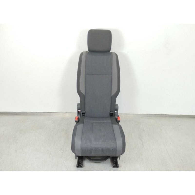 Recambio de asiento trasero medio para volkswagen touran (5t1) advance bmt referencia OEM IAM 5QA883064  