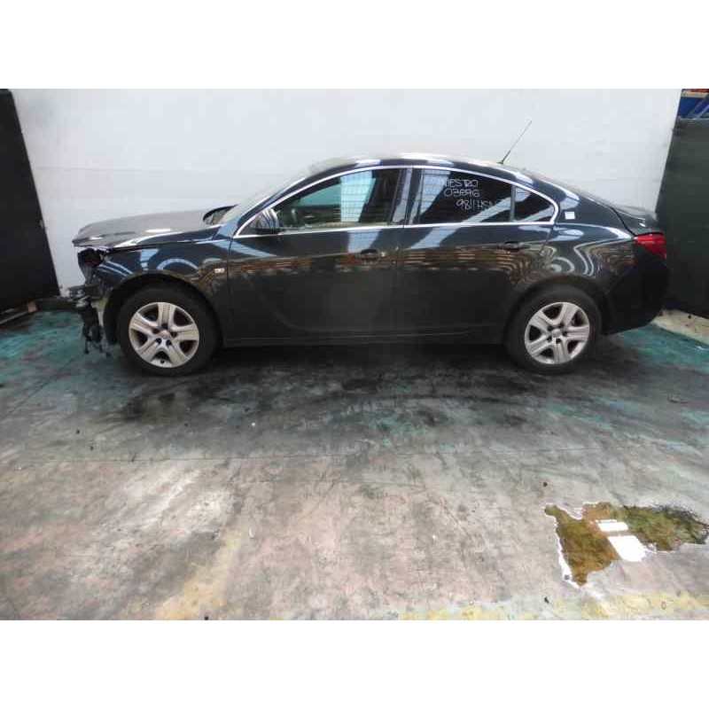 opel insignia berlina del año 2013