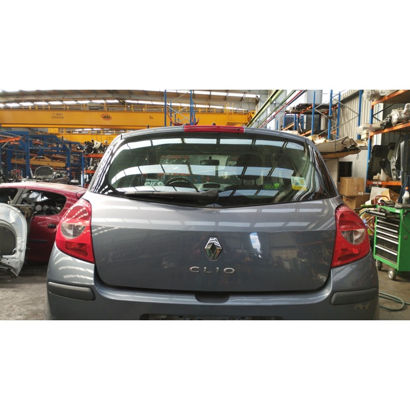 Recambio de porton trasero para renault clio iii emotion referencia OEM IAM   