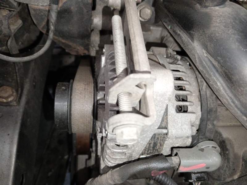ALTERNADOR 270600T051 1042102183 