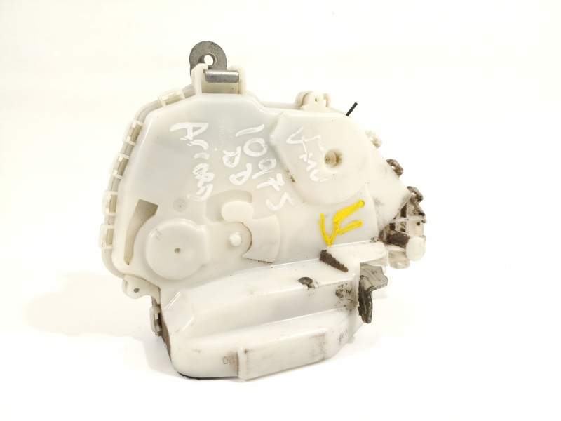 CERRADURA PUERTA DELANTERA DERECHA 72110TL0E01 