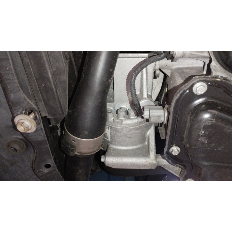 Recambio de compresor aire acondicionado para dacia sandero essential referencia OEM IAM 9045505515  