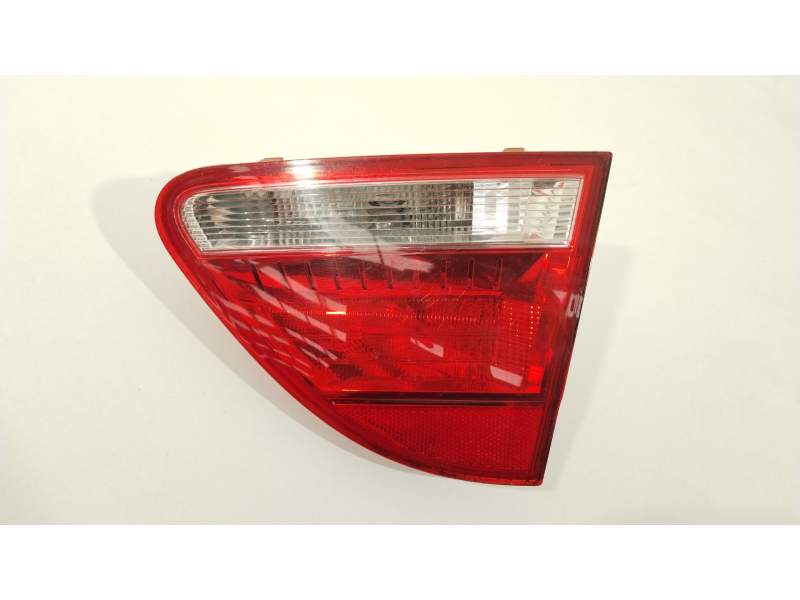 PILOTO TRASERO DERECHO EN PORTON 3R5945094B 89320241