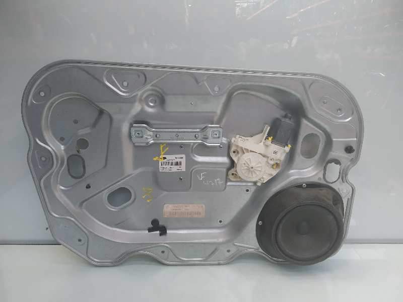ELEVALUNAS DELANTERO IZQUIERDO 984562202 4M51A045H17A 