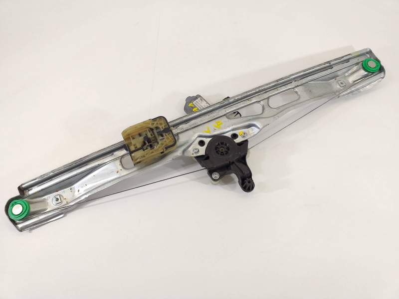 ELEVALUNAS DELANTERO DERECHO BK21V23200BD 
