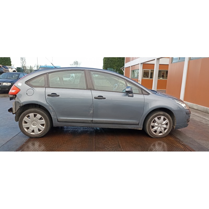 citroen c4 berlina del año 2005