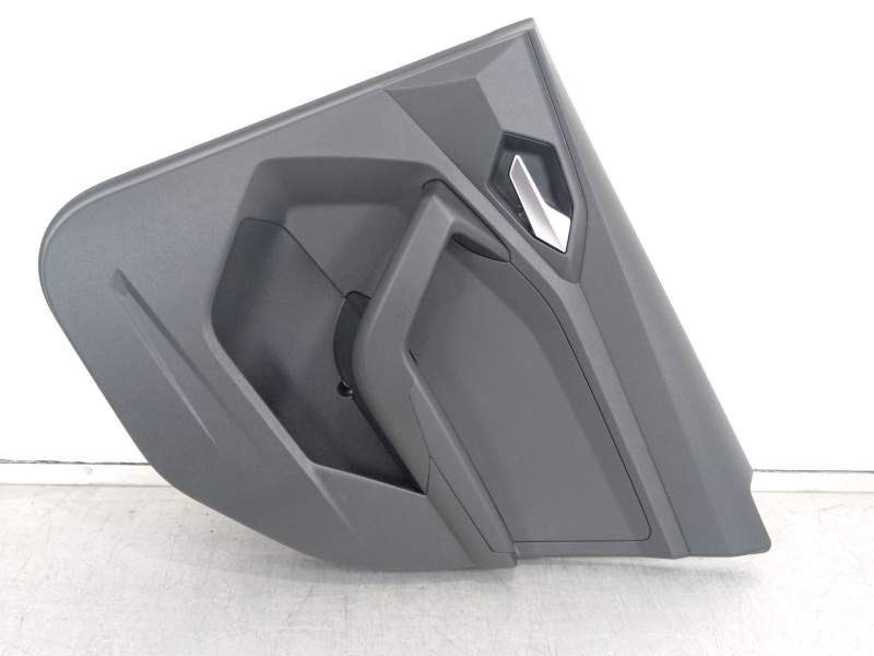 GUARNECIDO PUERTA TRASERA DERECHA 5G0959855R 82G867488 