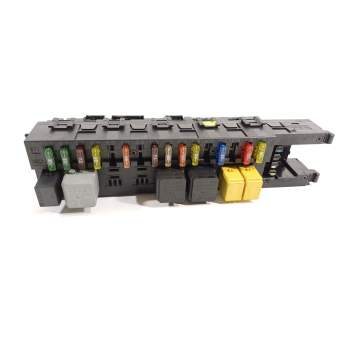 CAJA RELES / FUSIBLES 2115458901 