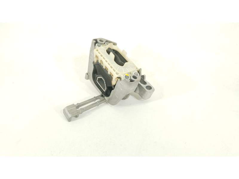 SOPORTE MOTOR DERECHO 2Q0199262BK 