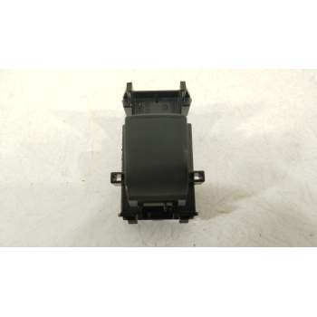 MANDO ELEVALUNAS TRASERO IZQUIERDO 8481002260 3561M312D 