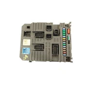 CAJA RELES / FUSIBLES 9659285580 BSI2004P0800